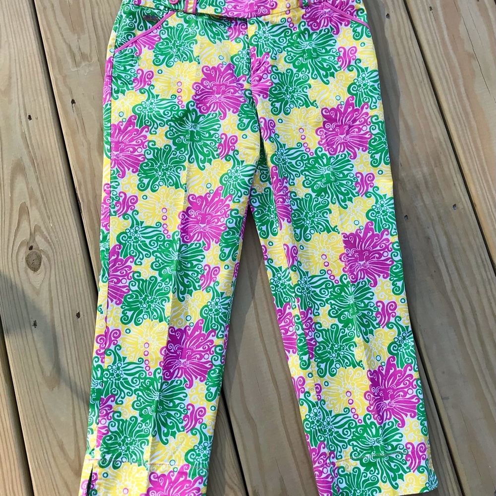 SALE! Lilly Pulitzer Capri slacks, worn once, sz 2!